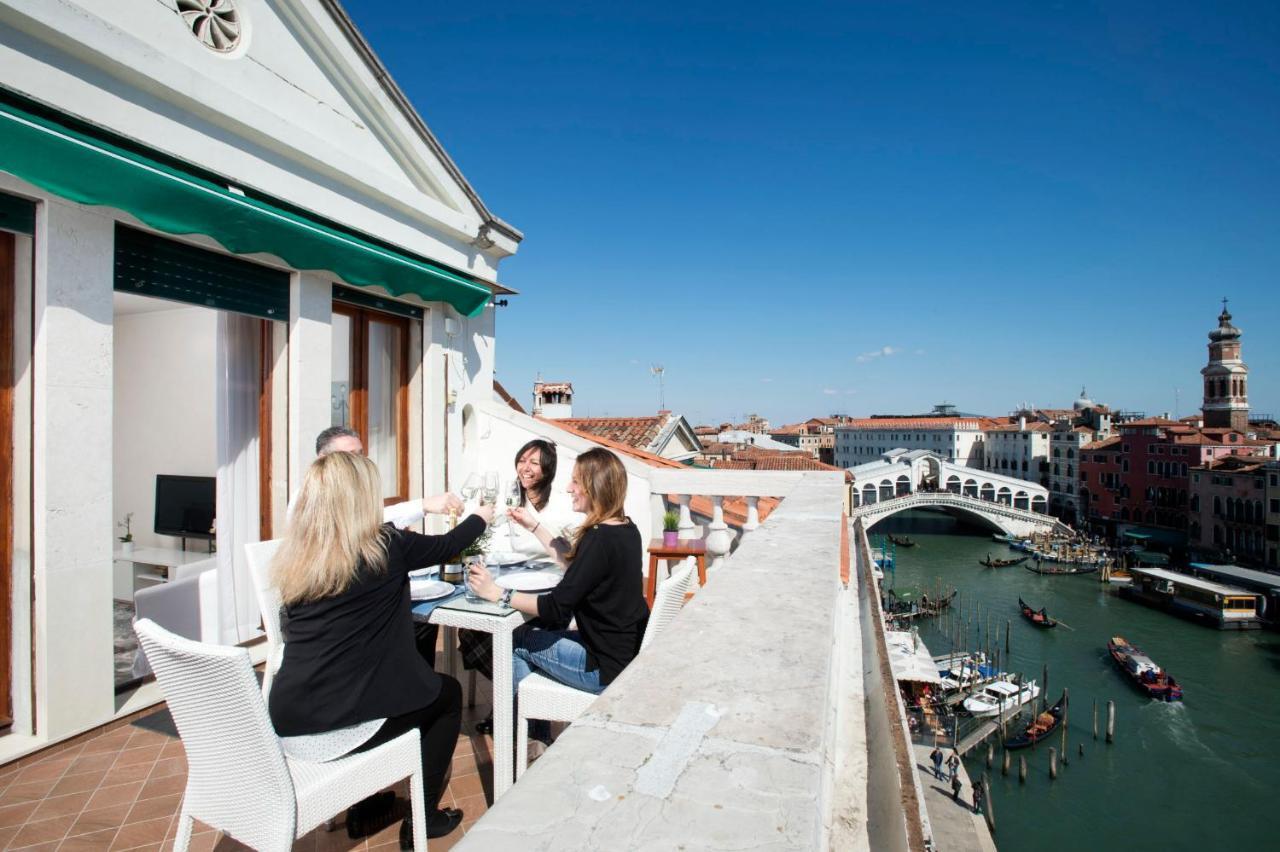 Ve-nice Rialto View Rt-12 Venise